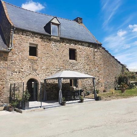 Gite Equestre Dans Centre Equestre Vers Saint Malo Plerguer Kültér fotó